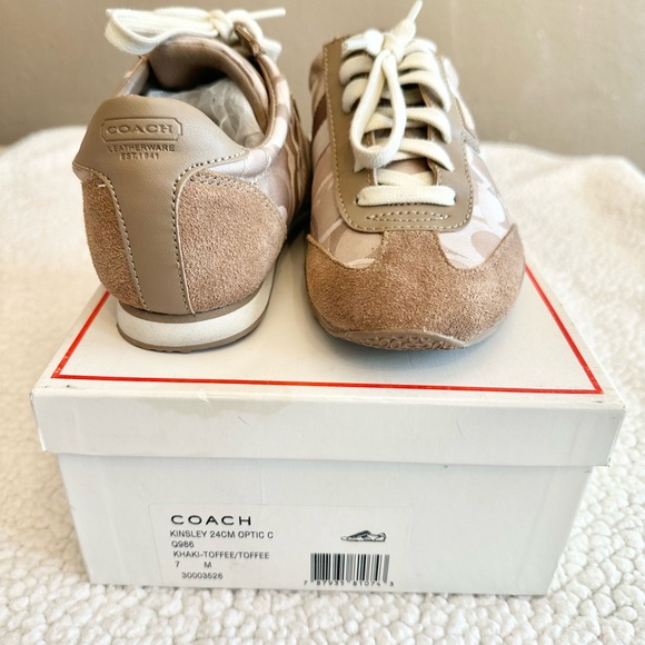 Coach Kinsley Sneakers - Picture 6 of 6